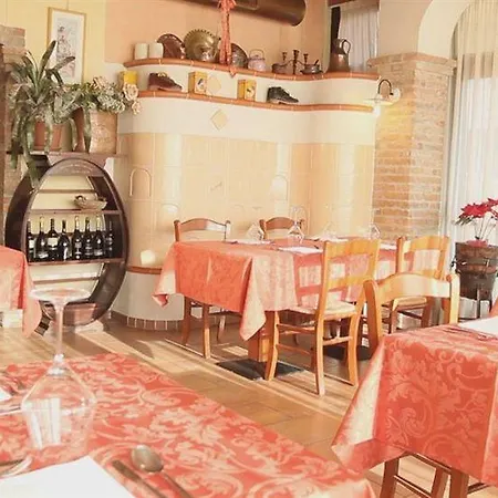 لوكاندا كاناريجو فندق San Biagio di Callalta